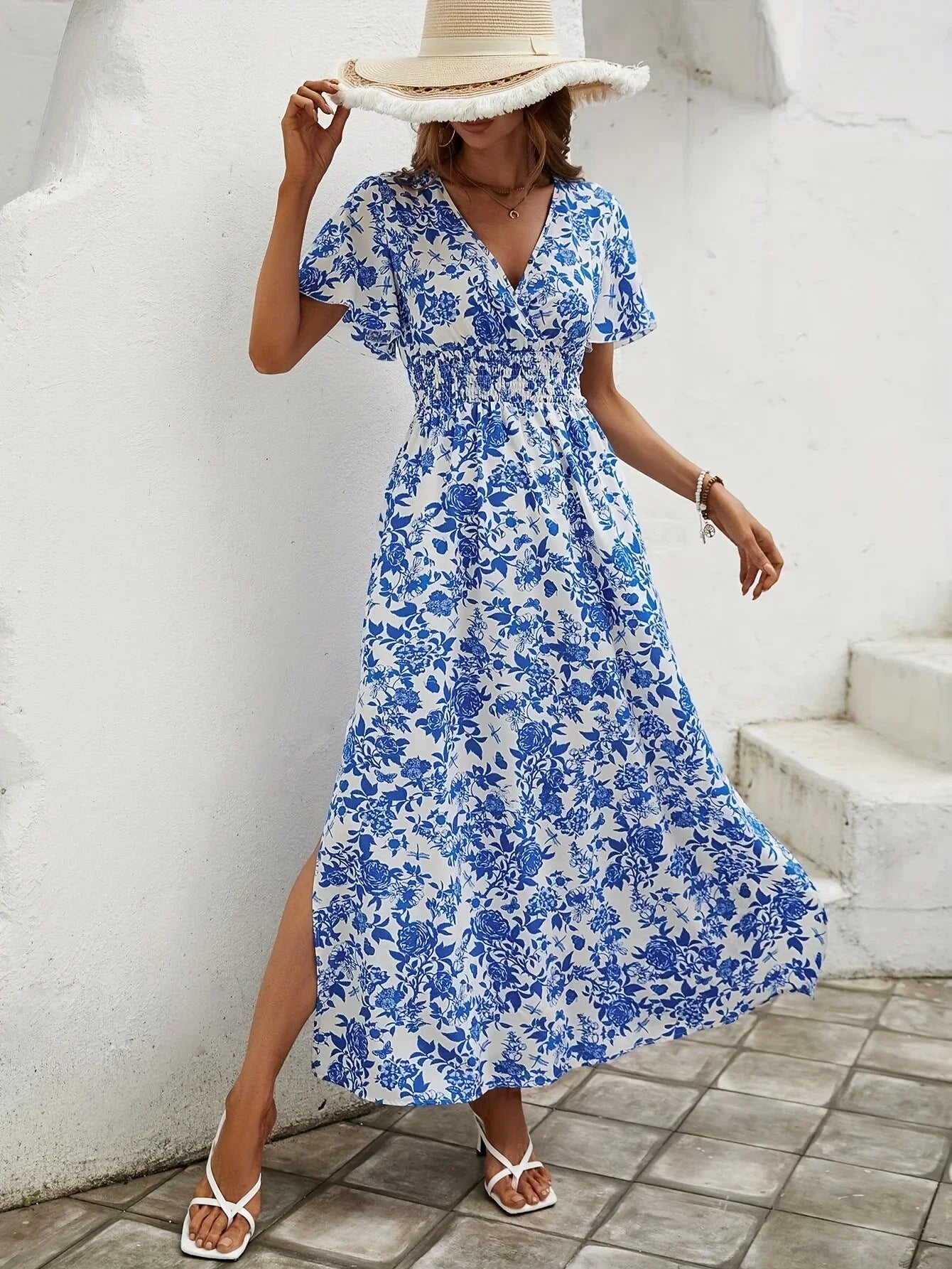 2025 Spring/Summer New Women's Blue Comfortable and Casual Beach Skirt Bohemian Print V-neck Short Sleeve Dress