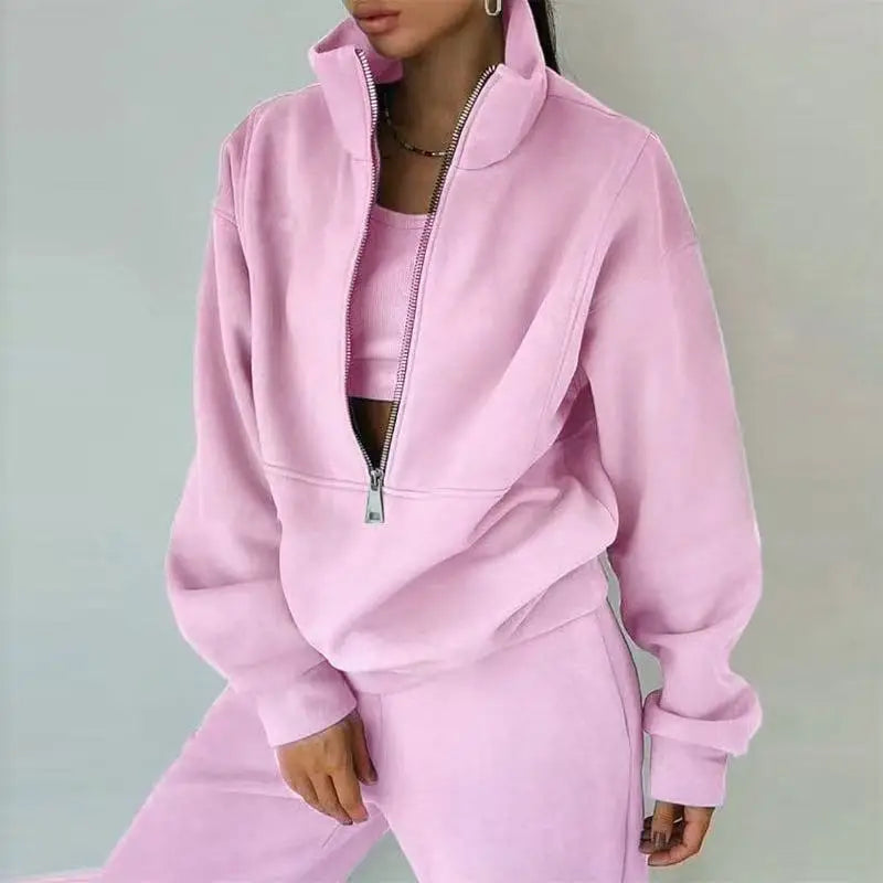 A fashionable and sporty two-piece long-sleeved women's suit, a casual and trendy women's suit